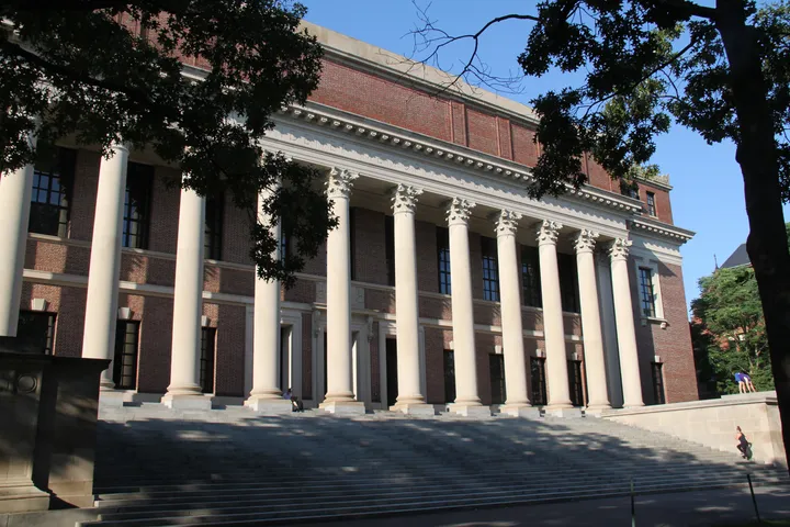 US-Richterin stoppt Trumps Vorgehen gegen Harvard
